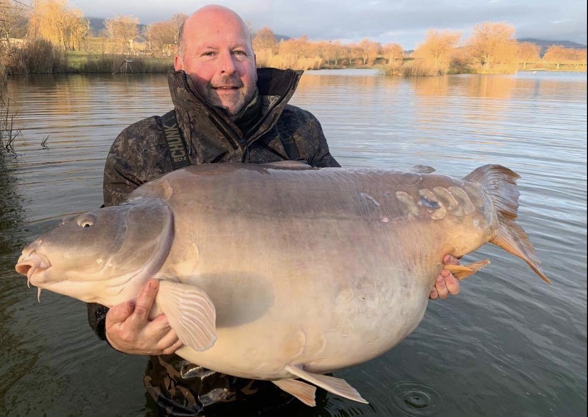 Как выглядит карп рыба фото большой Burton’s Big Carp Haul - Carp Social