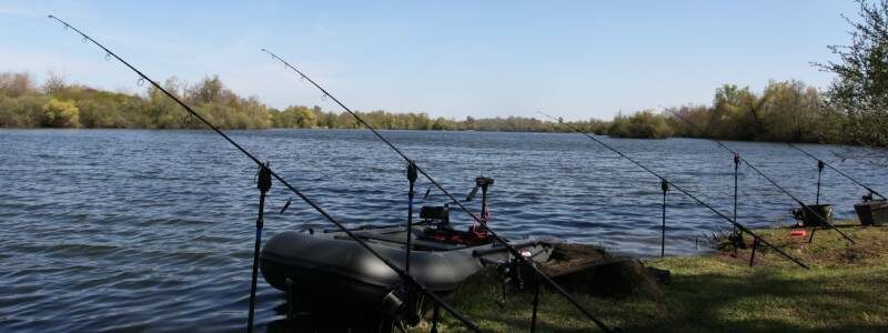 Leon Lake France